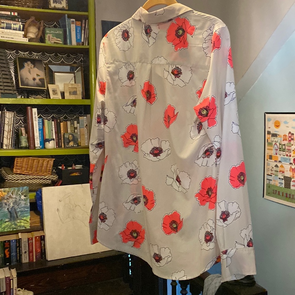 Retro poppy polyester dress shirt.